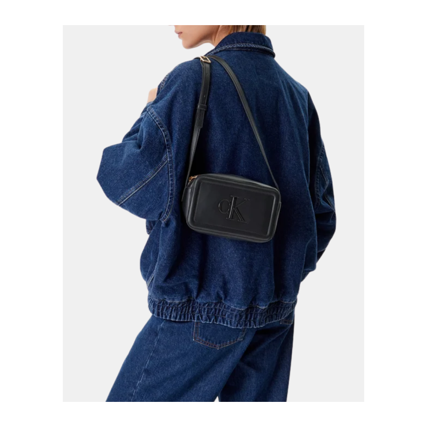 CALVIN KLEIN BOLSO LV04F3220G Negro