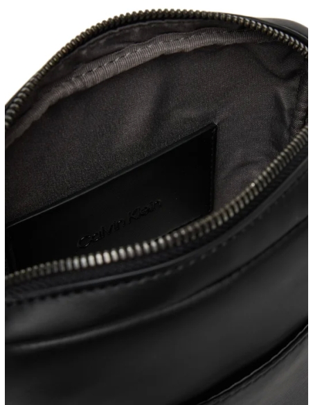CALVIN KLEIN BOLSO LV04D3248G Negro