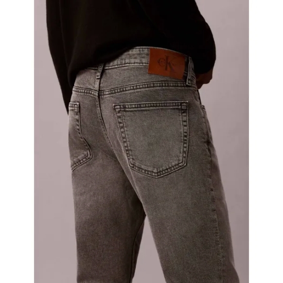 CALVIN KLEIN Tejanos de chico LV04RD705G GRIS 2