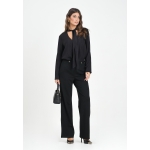 Only Pantalones de chica...